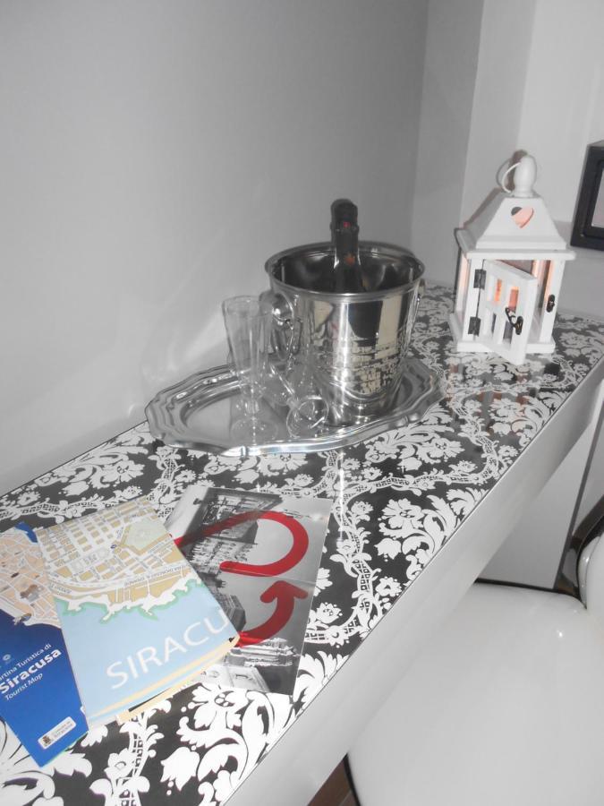 Home Syrakos B&B Szirakúza Kültér fotó