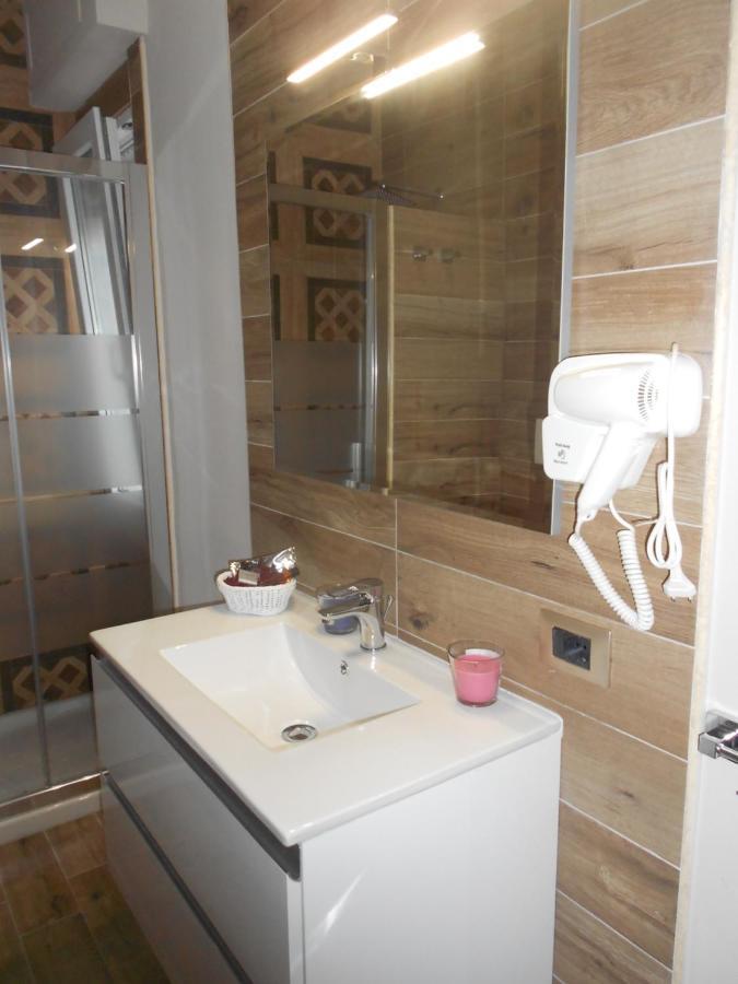 Home Syrakos B&B Szirakúza Kültér fotó