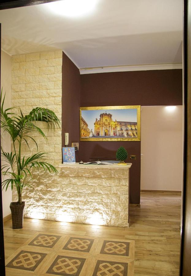 Home Syrakos B&B Szirakúza Kültér fotó