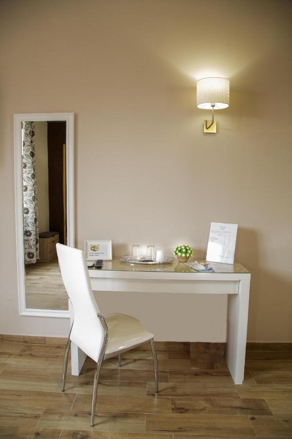 Home Syrakos B&B Szirakúza Kültér fotó