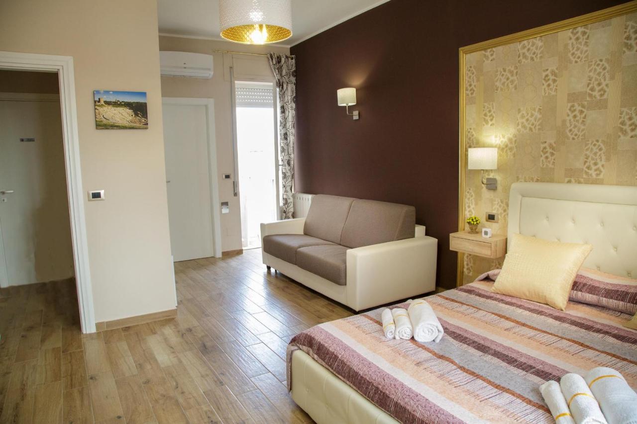 Home Syrakos B&B Szirakúza Kültér fotó